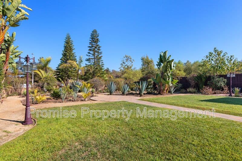 Oceanside House: 5514 Lipizzaner Circle