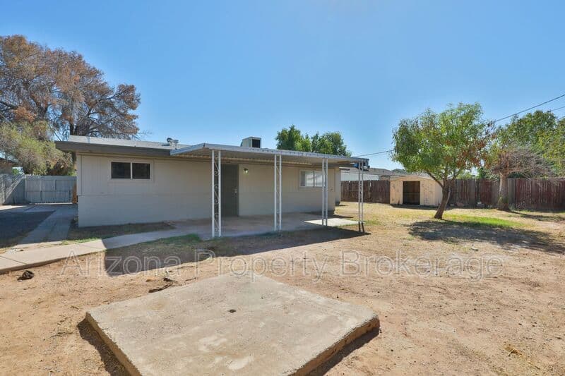 Mesa House: 1026 S. Grand