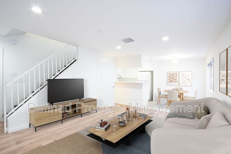 Los Angeles Condo: 3644 Keystone Ave
