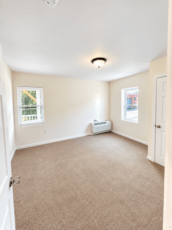 Norwich Condo: 526 North Main Street - 1
