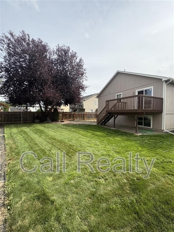 Spokane Valley House: 14609 E Crown Ave