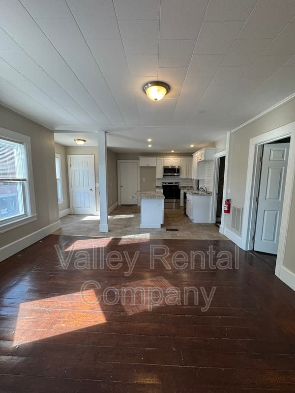 Northampton Condo: 20 Orchard Street - 2