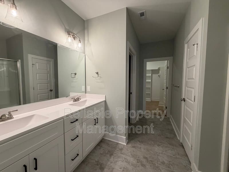 Clayton Condo: 861 Jack Rd