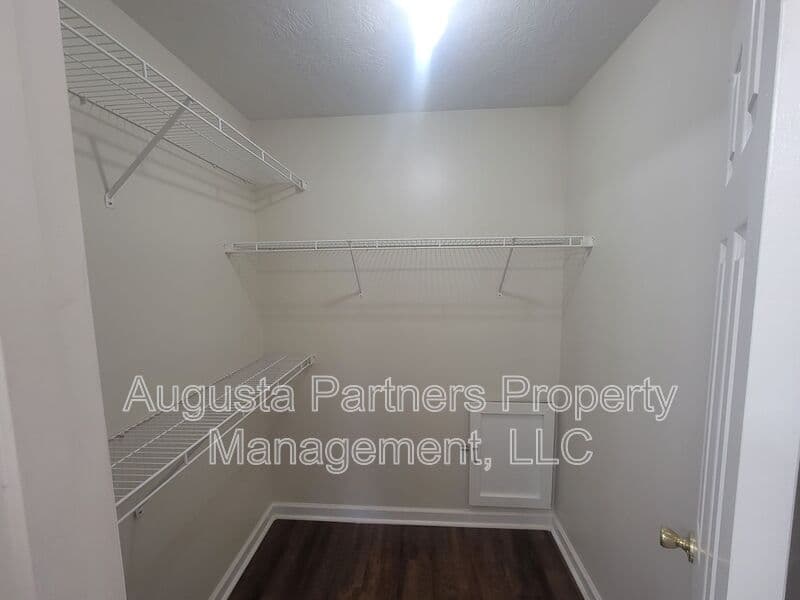 Grovetown House: 1406 Anna Way