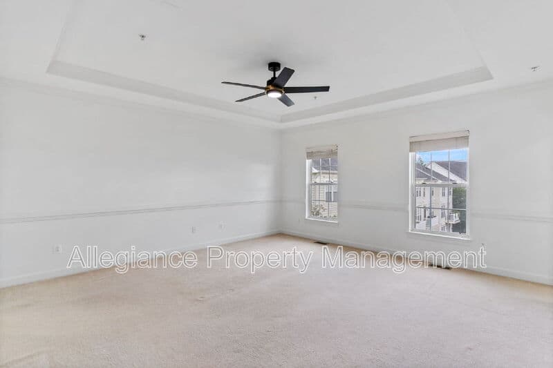 Alexandria House: 5675 Harrington Falls Ln