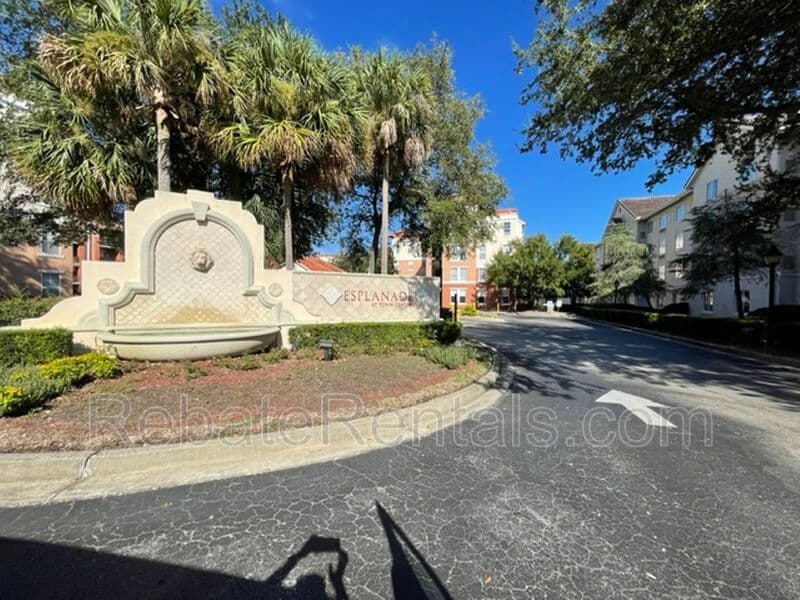 Jacksonville Condo: 10435 Midtown Parkway
