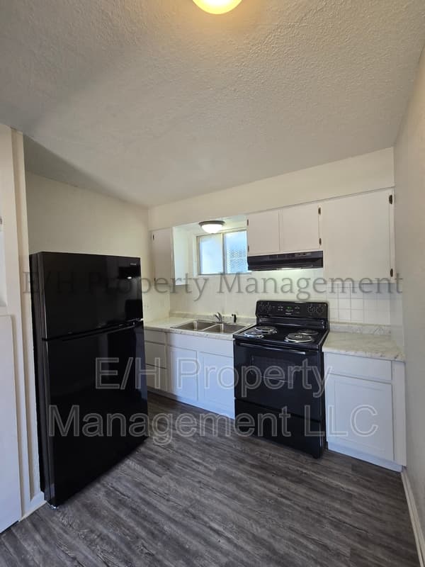 Wichita Condo: 1916 S Broadway