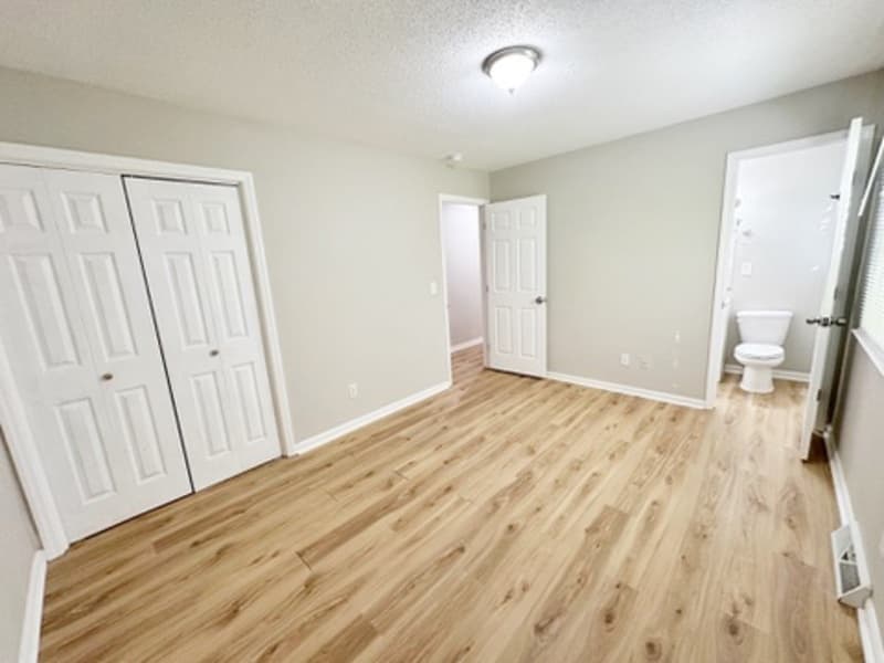 Greensboro Condo: 1200 Highland Avenue - 1200
