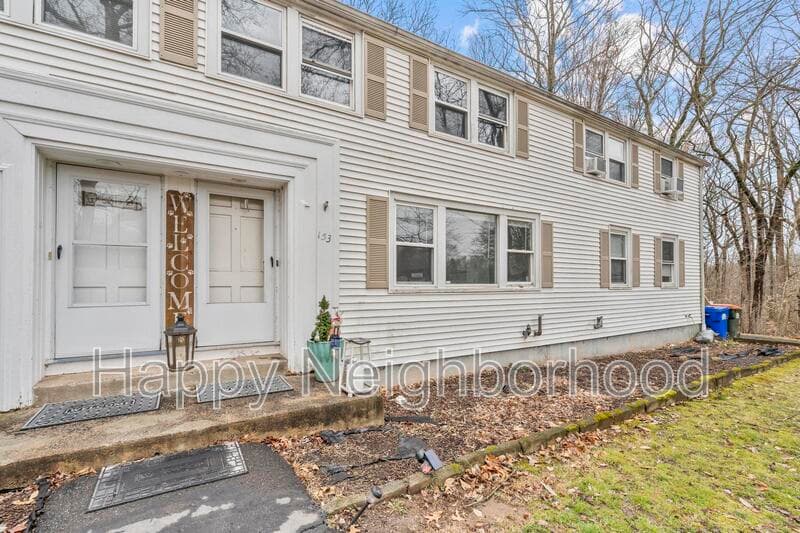 Wallingford House: 153 North Ridgeland Road