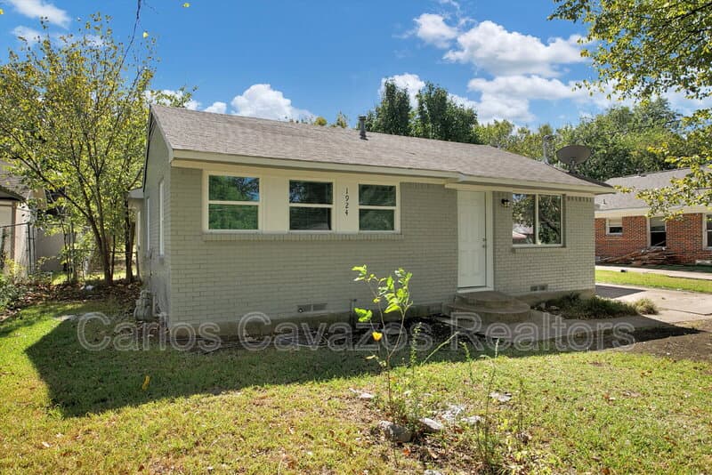 Mesquite House: 1924 Rayburn Ave.