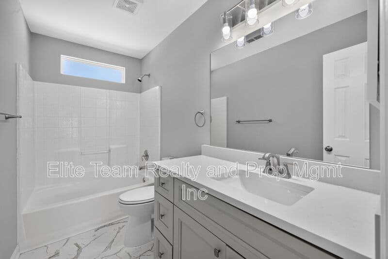 Charlotte House: 9119 Stone Abbey Place