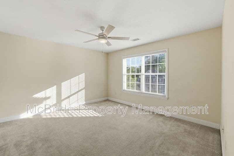 Evans House: 330 Gardenia Drive