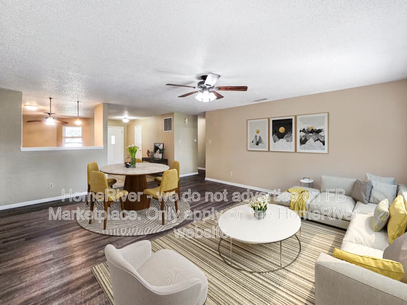 Indianapolis House: 1294 Castleford Ln