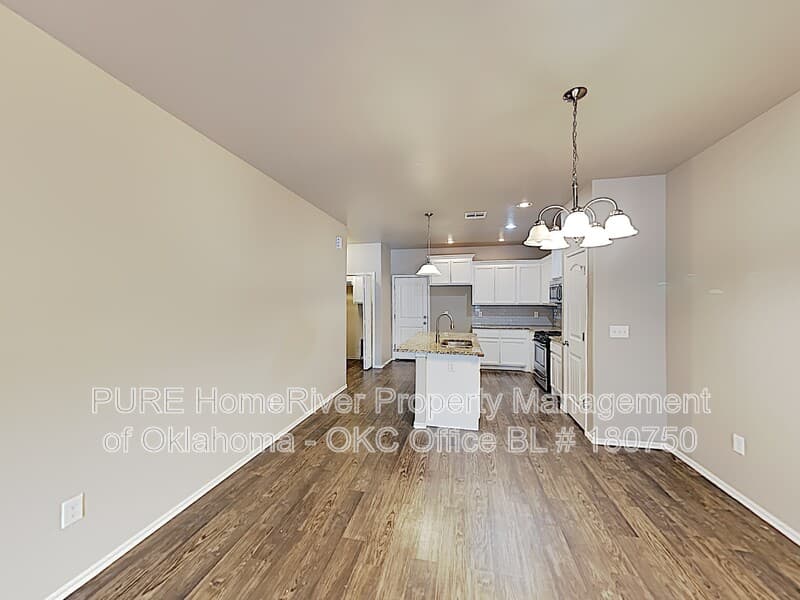 Yukon Condo: 11210 Coachmans Rd