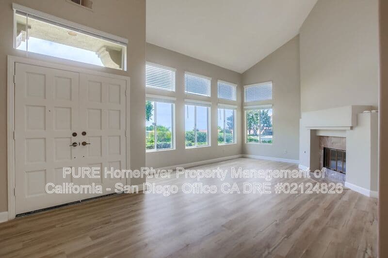 La Jolla House: 5656 Caminito Danzarin