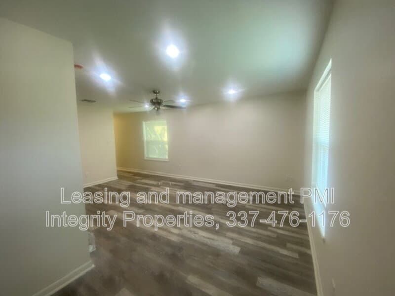 Lafayette Condo: 105 Meaux Blvd Apt 4