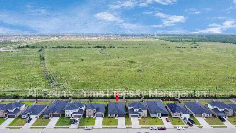 Katy House: 29935 Gallatin River Ln.
