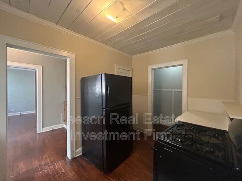 Shreveport House: 3349 Alexander Ave