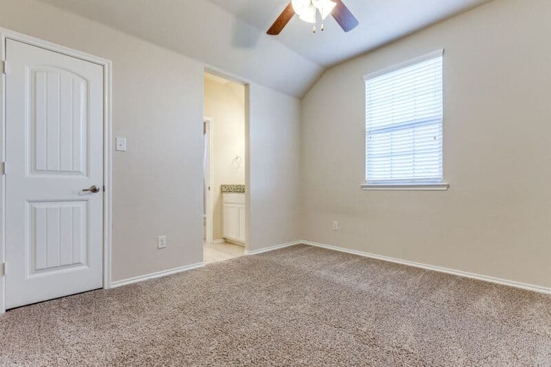 McKinney House: 9905 Beaver Dam Ln