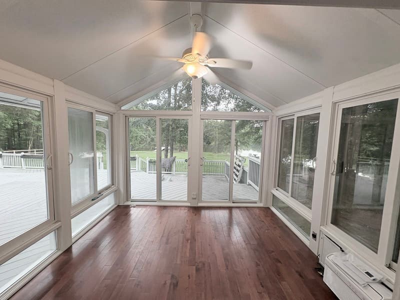Blythewood House: 311 Derrick Ln