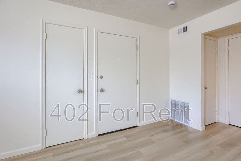 Omaha Condo: 1056 South 29th Street - 2