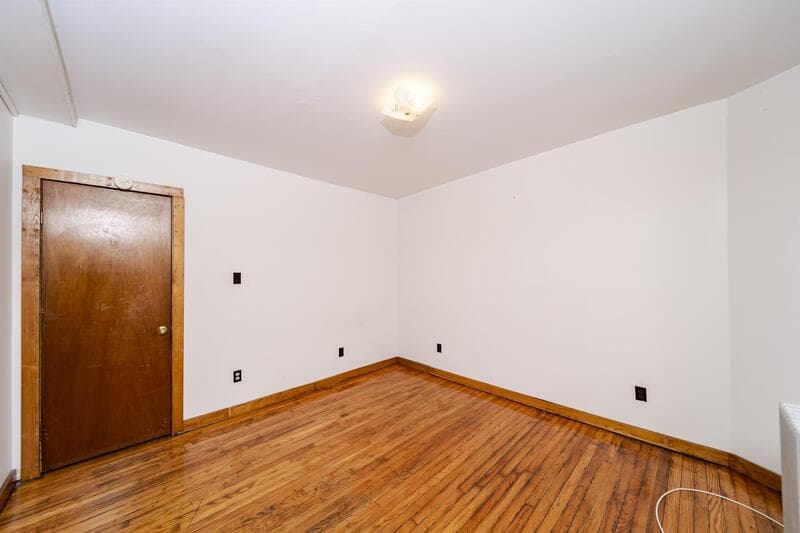 Troy Condo: 3 115th Street - 7