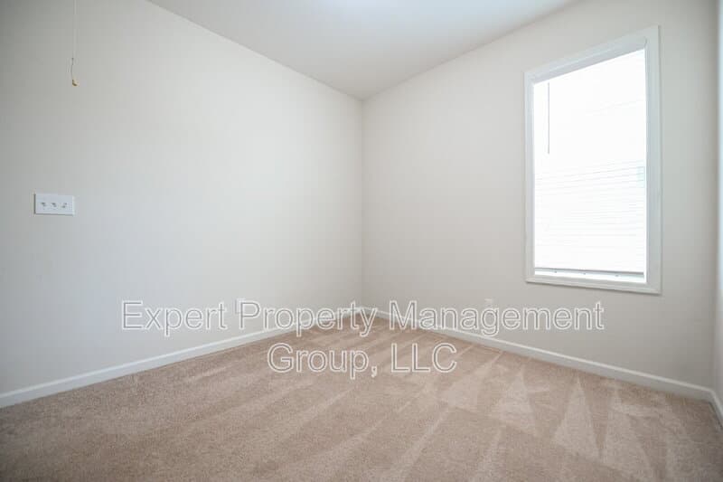 Clayton House: 113 Crawford Parkway