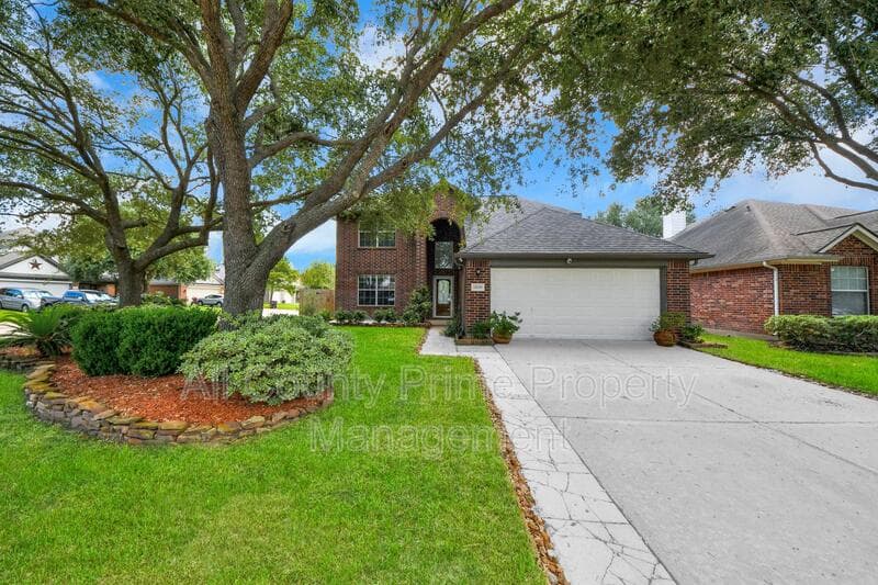 Cypress House: 22030 Gold Leaf Trail