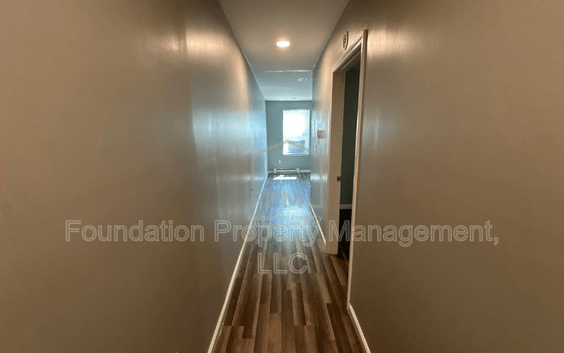 Memphis House: 1362 East Trigg Avenue