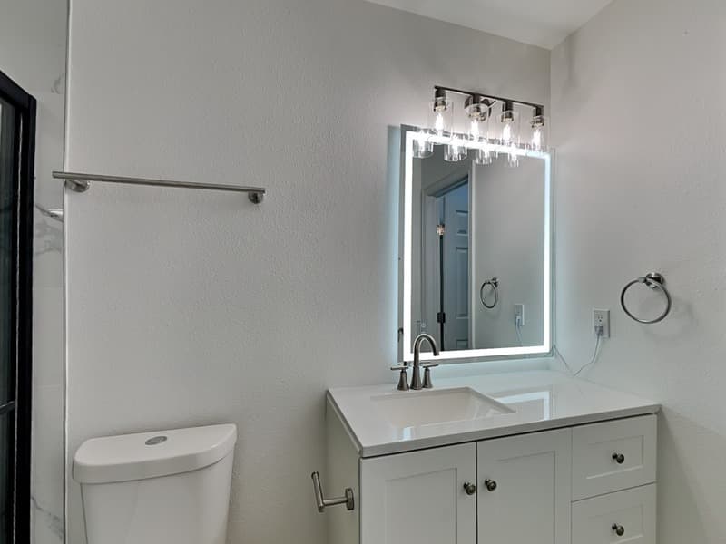 Mckinney Condo: 807 Fenet St