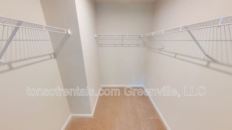 Greenville House: 848 Throckmorton Ct.