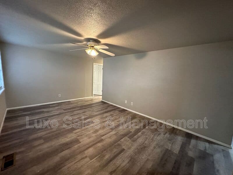 Oklahoma Ctiy House: 1020 SW 57th Street