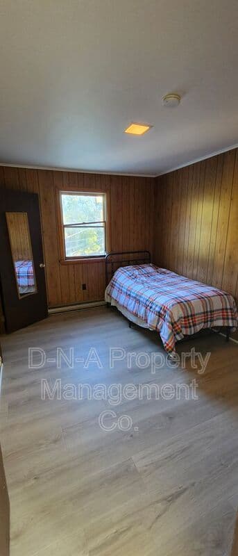 Henryville Condo: 520 Post Hill Road