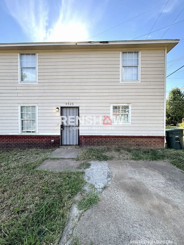 Memphis Condo: 2525 Rozelle St