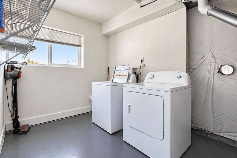 Aurora House: 4264 South Halifax Way
