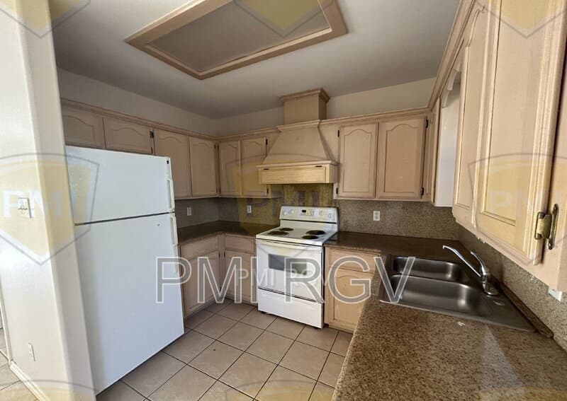 Edinburg Condo: 604 Horizon Peak