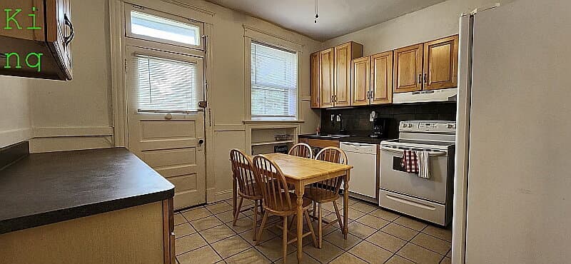St. Louis Condo: 6009 Kingsbury Avenue