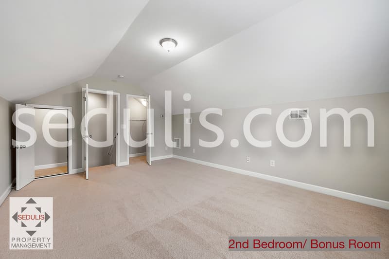 Moncks Corner House: 114 Maywood Drive