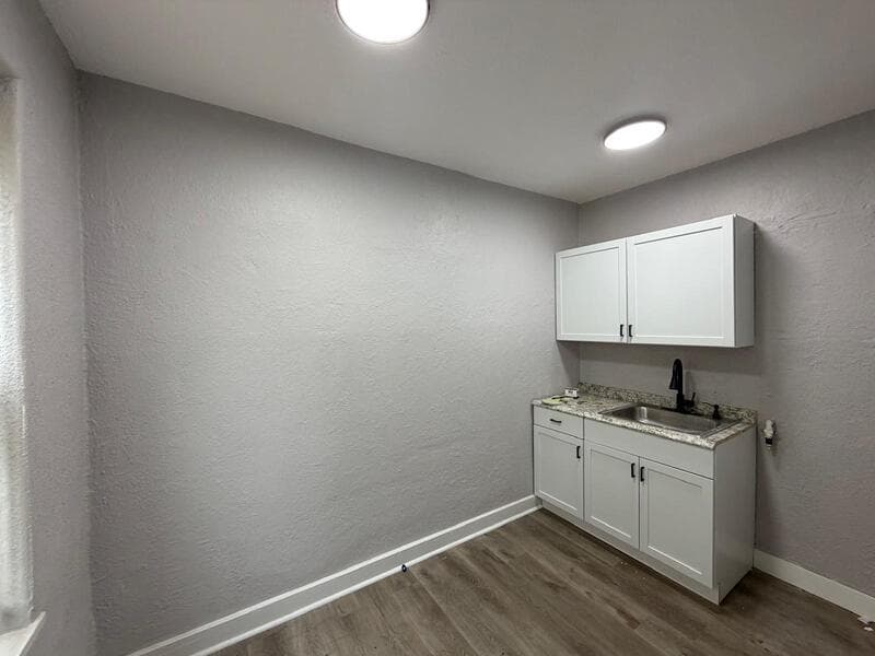 Detroit Condo: 3205 Kendall Street - 102