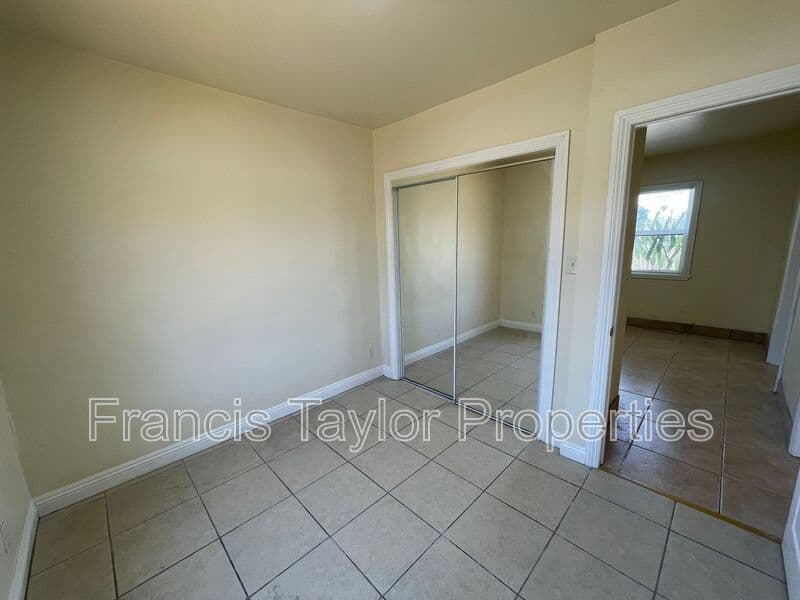 Escondido Condo: 741 S Escondido Blvd