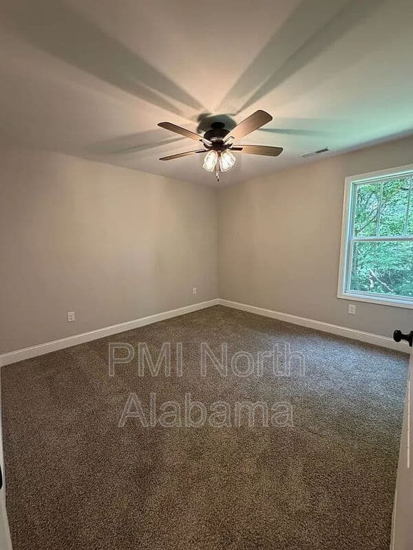 Huntsville House: 1713 Golf Club Lane Northwest