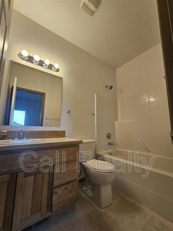 Airway Heights Condo: 823 S Russell St