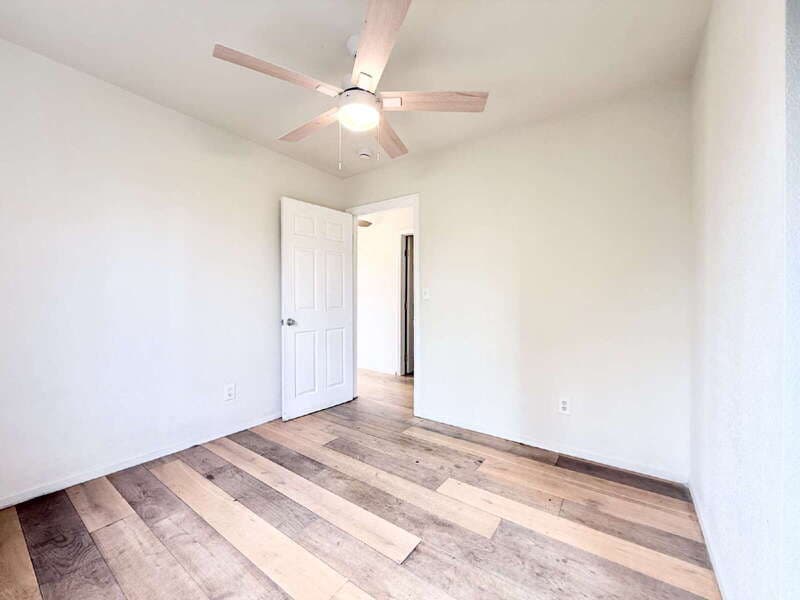 Los Angeles House: 426 East 106th Street