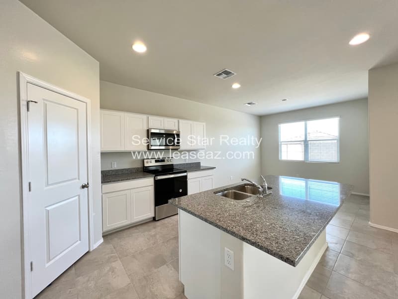 Casa Grande House: 1173 W Avalon Canyon Dr
