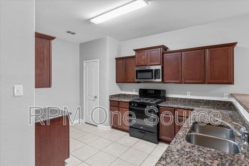 Forney House: 2043 Fair Crest Trail