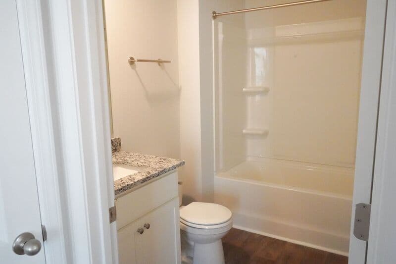 Bloomingdale House: 416 Coconut Drive