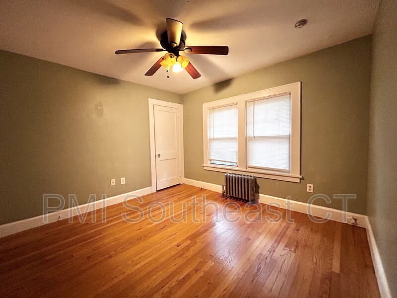New London Condo: 25 Rogers St
