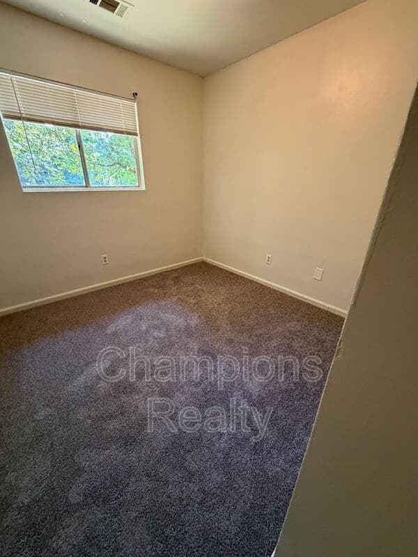 Colmbus Condo: 1508 Bowie Ave