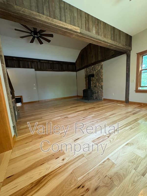 Hadley Condo: 4 Lawrence Plain Road - 1