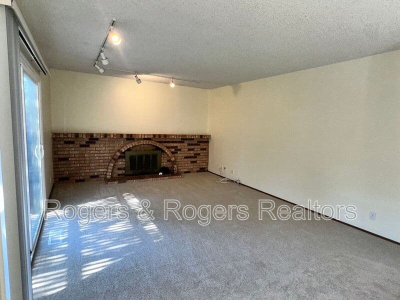 San Jose House: 276 Moraga Way
